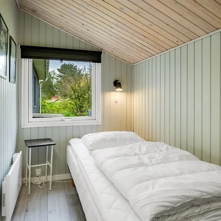 Alkil - 350m To The Fjord By Interhome